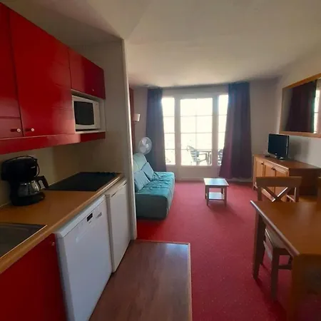 Holiday home Le Balcon Montdesir, 4 Pers, Piscine Et *