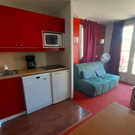 Holiday home Le Balcon Montdesir, 4 Pers, Piscine Et *